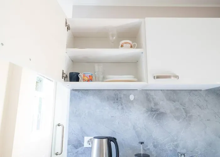 アパート Sunny And Quiet